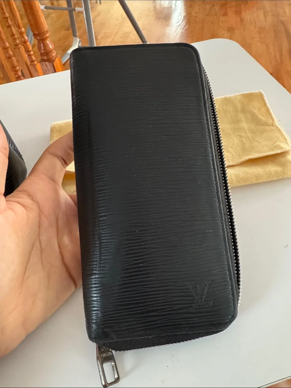 Authentic Louis Vuitton Black Leather Zip Wallet
